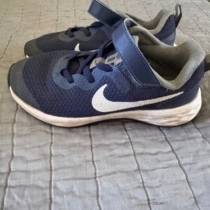 Nike Navy Sneakers